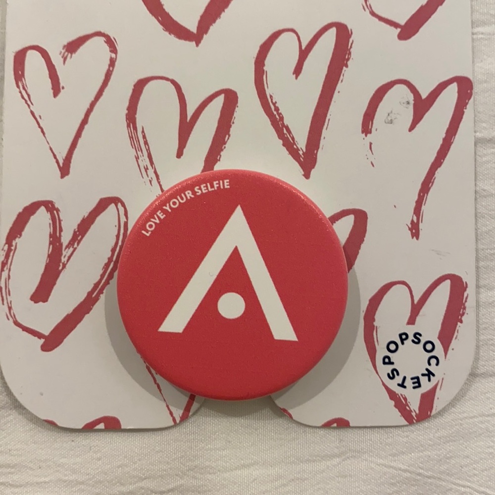 Aveda pop socket